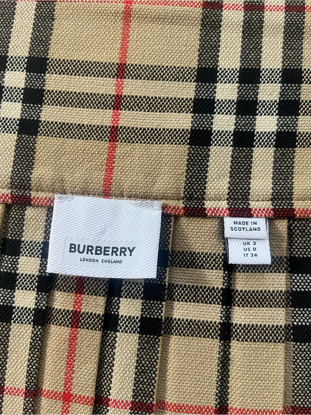 Burberry Beige Plaid Pleated Mini Skirt with Side Buckles - Picture 2 of 9